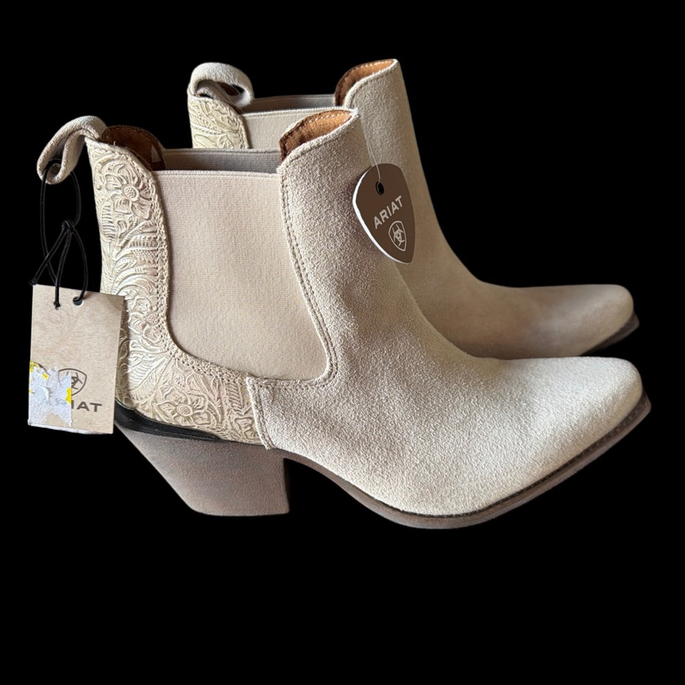 Ariat Women’s Bradley Snip Toe Boots BRAND NEW - Picture 2 of 6